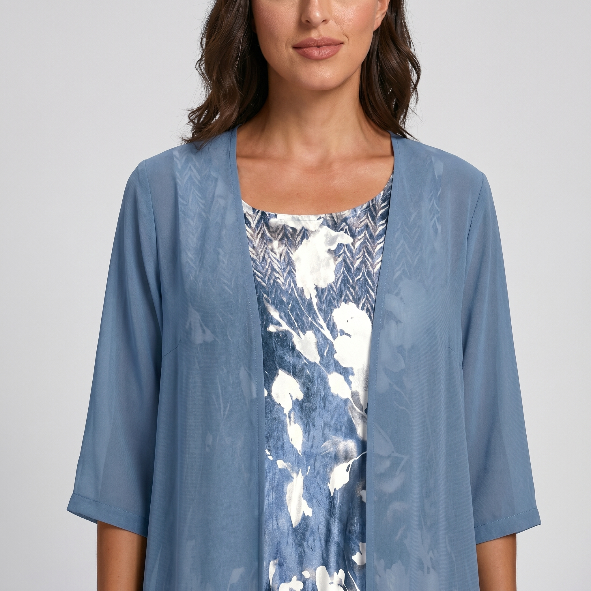 Rochie midi florală de damă, cu straturi, și cardigan transparent tip duster