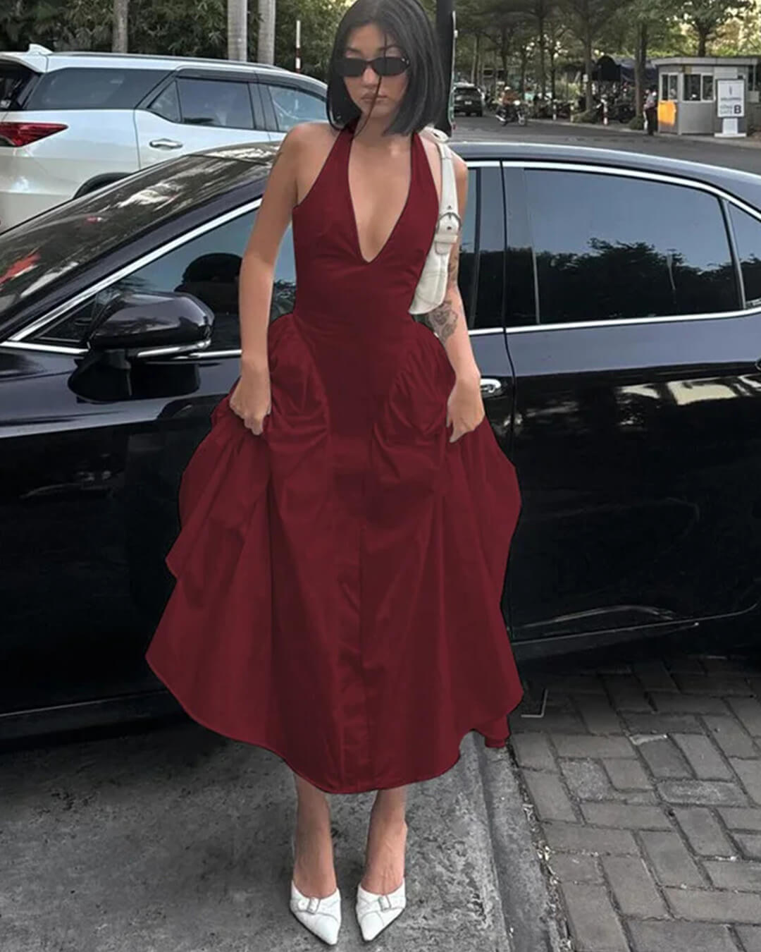 Linda – Rochie maxi de damă cu decolteu adânc
