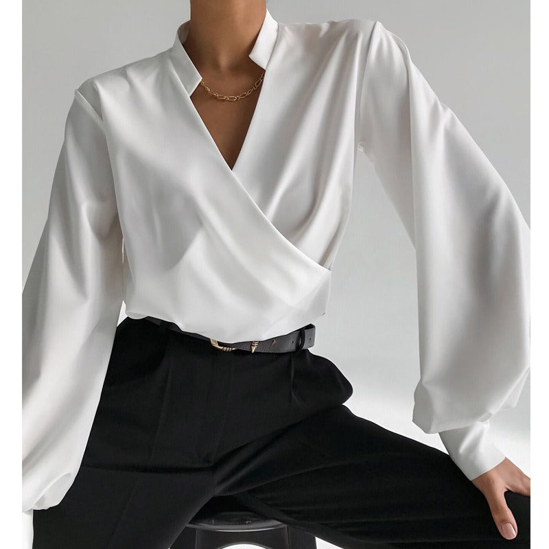 Yasmin - Women's V-neck blouse with fitted long sleeves - White, worn