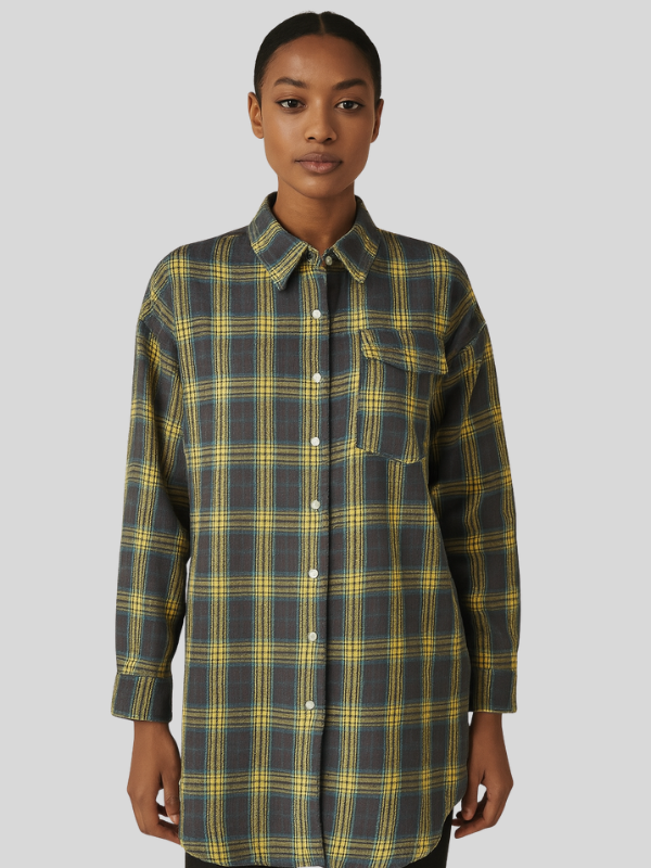 Chiara - Women's Oversized Plaid Shirt with Button Front