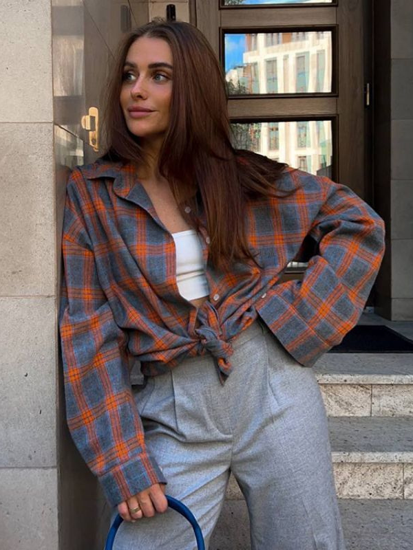 Chiara - Women's Oversized Plaid Shirt with Button Front