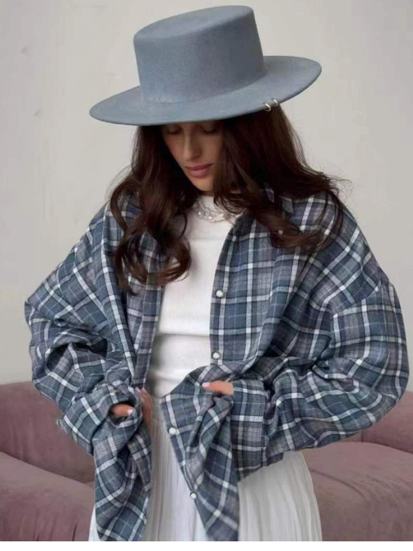 Chiara - Women's Oversized Plaid Shirt with Button Front