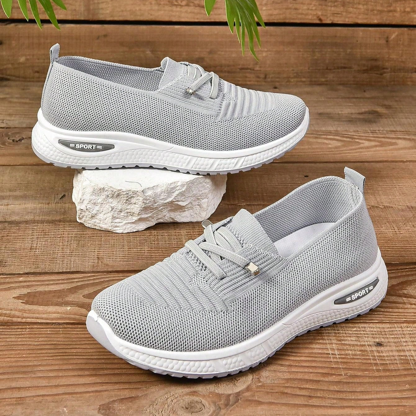 Adidași ortopedici cu suport, pentru confort maxim