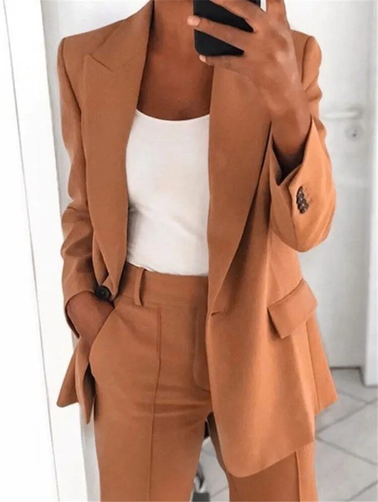 Women's Tailored Blazer and Trouser Two Piece Suit - photo 2