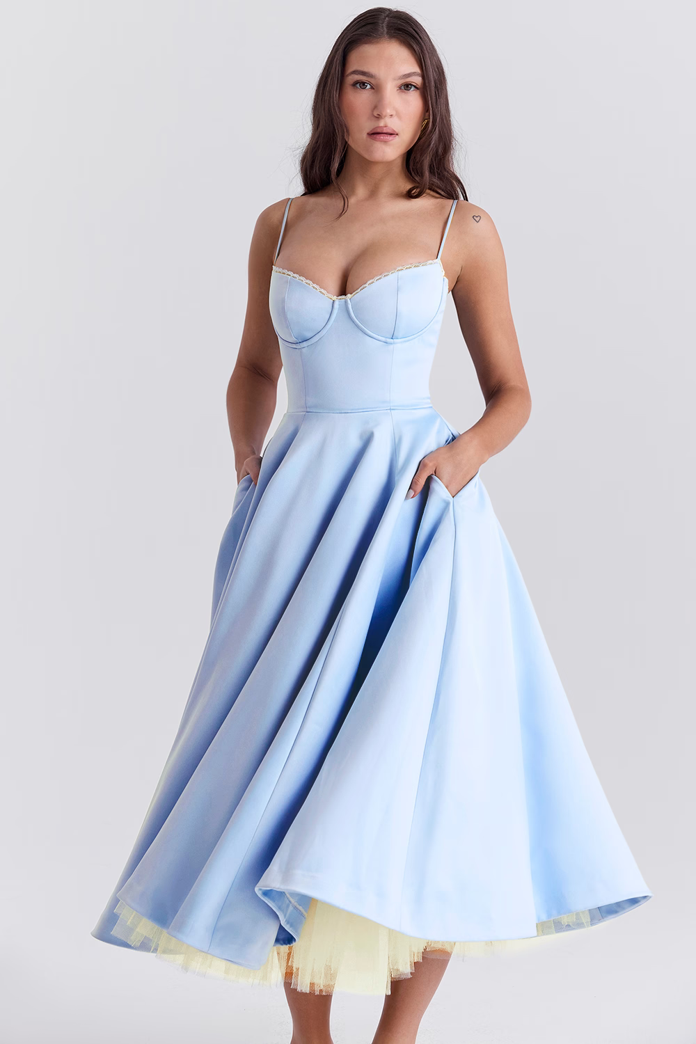 Women's Satin Flared Evening Dress with Fitted Bodice - photo 2