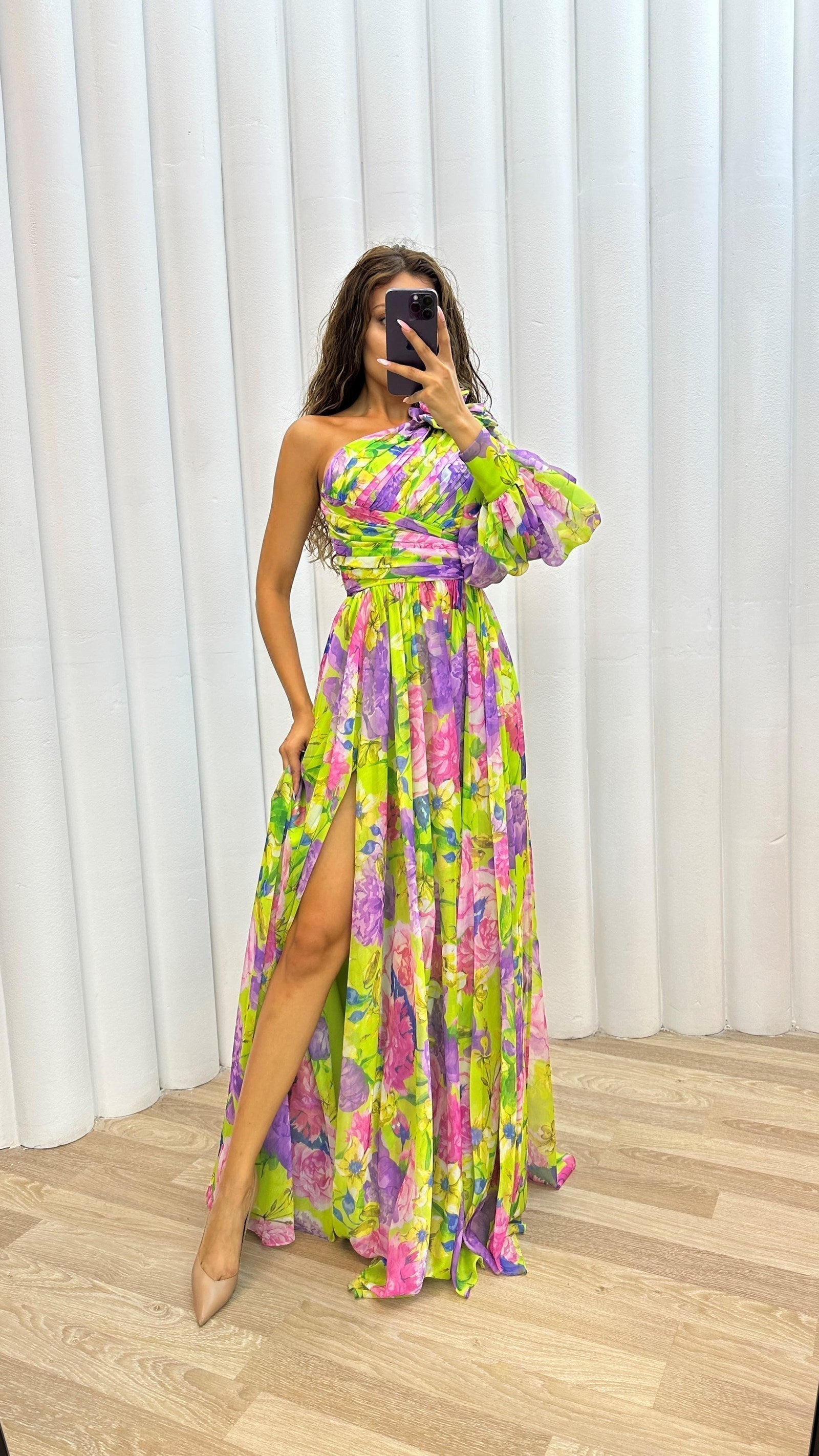 Samantha - Rochie florală pe un umăr