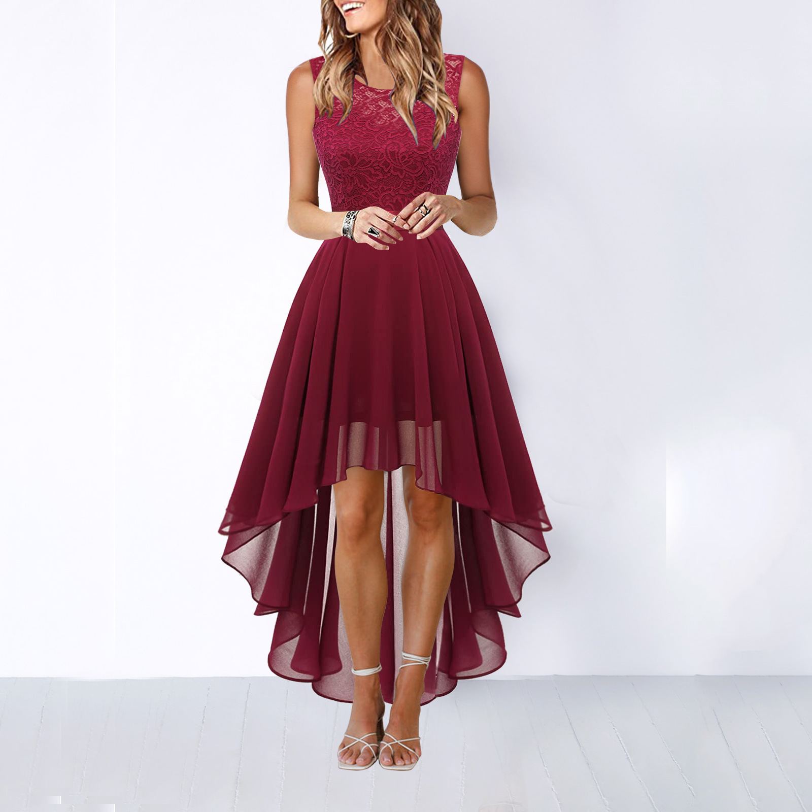 Rochie de seară elegantă, asimetrică, cu design șic