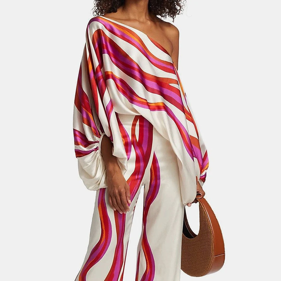 Women's Wavy Print Batwing Top and Wide Leg Set - photo 3