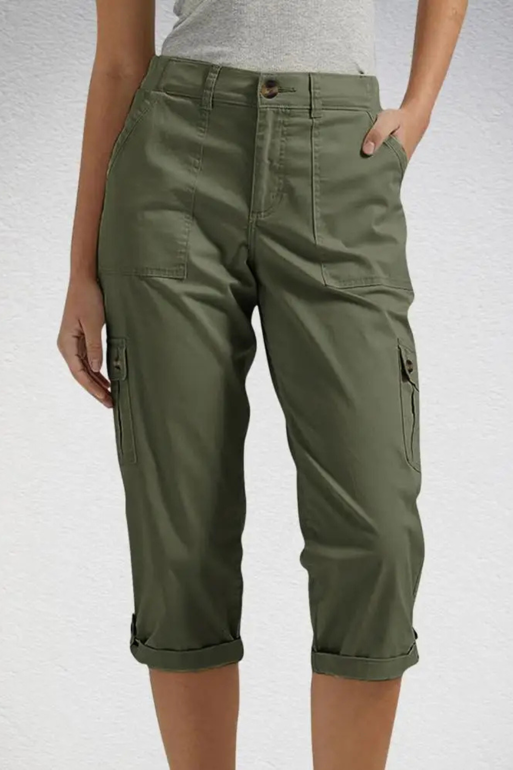 Women's Cropped Cargo Pants with Side Pockets