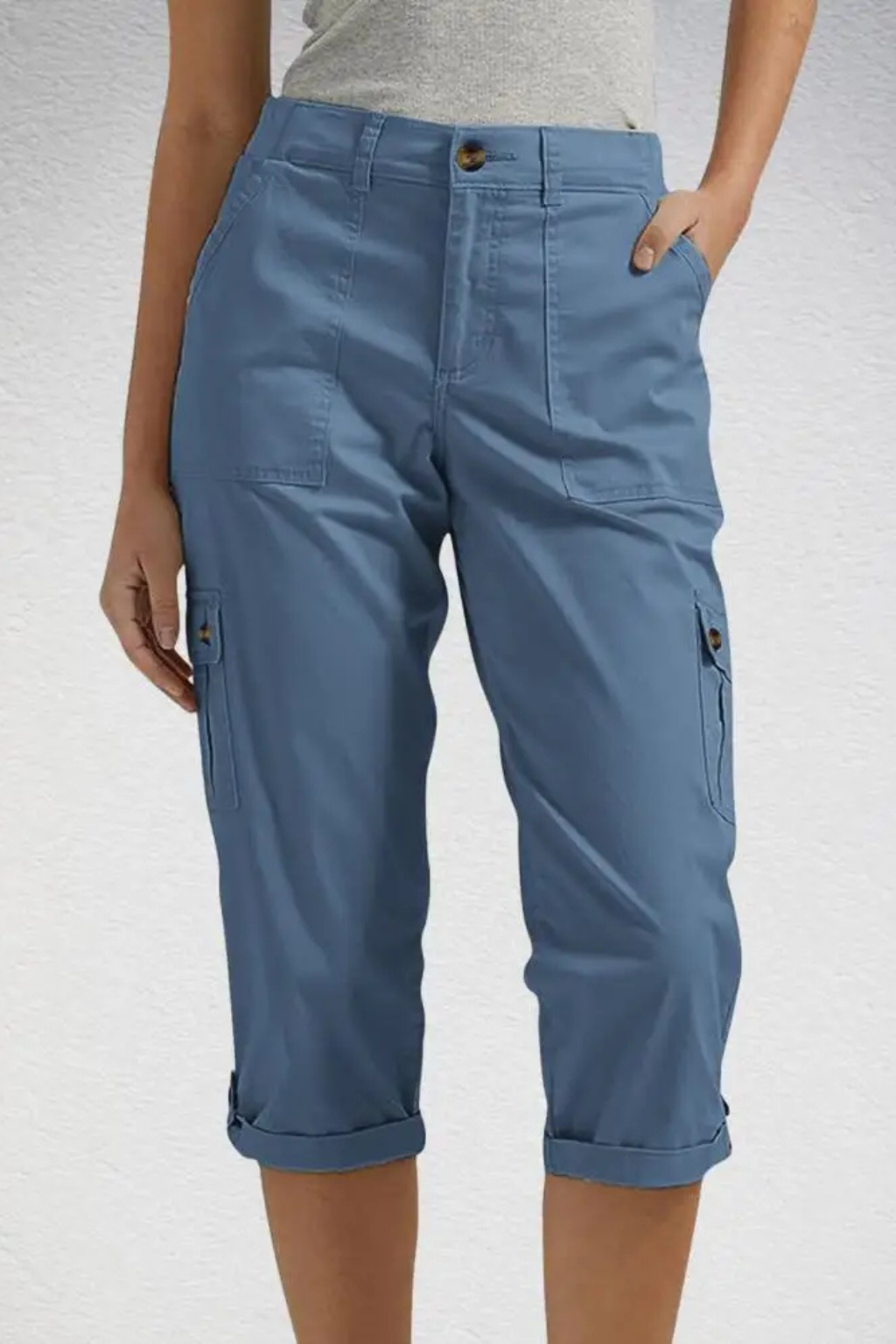 Women's Cropped Cargo Pants with Side Pockets