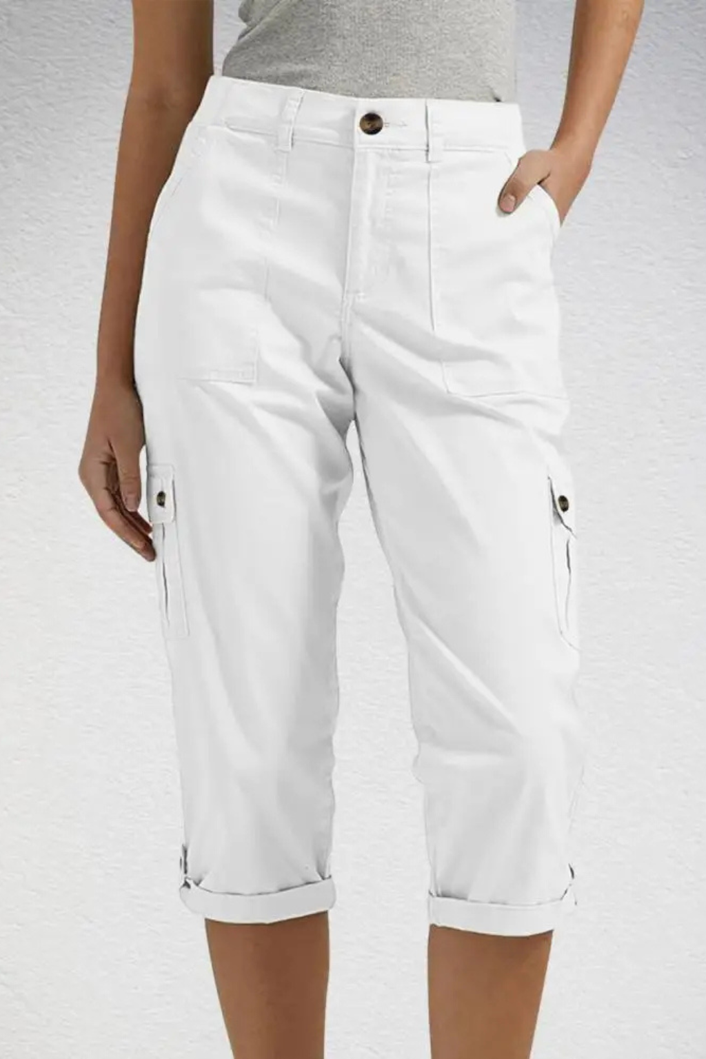 Women's Cropped Cargo Pants with Side Pockets