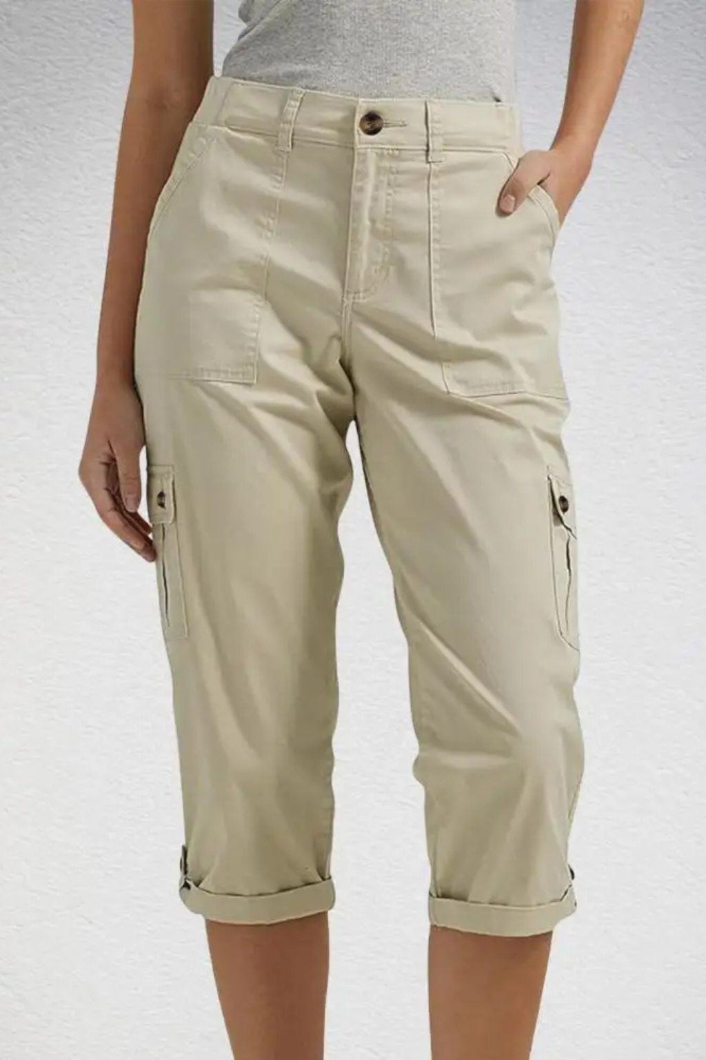 Women's Cropped Cargo Pants with Side Pockets