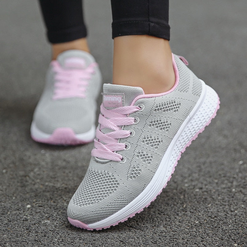 Scarpe da passeggio comode per un buon sostegno
