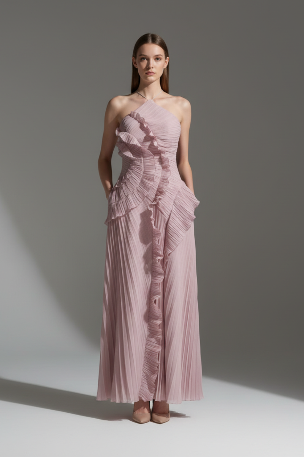 Rochie maxi care avantajează, cu margine în formă de lotus, pentru femei