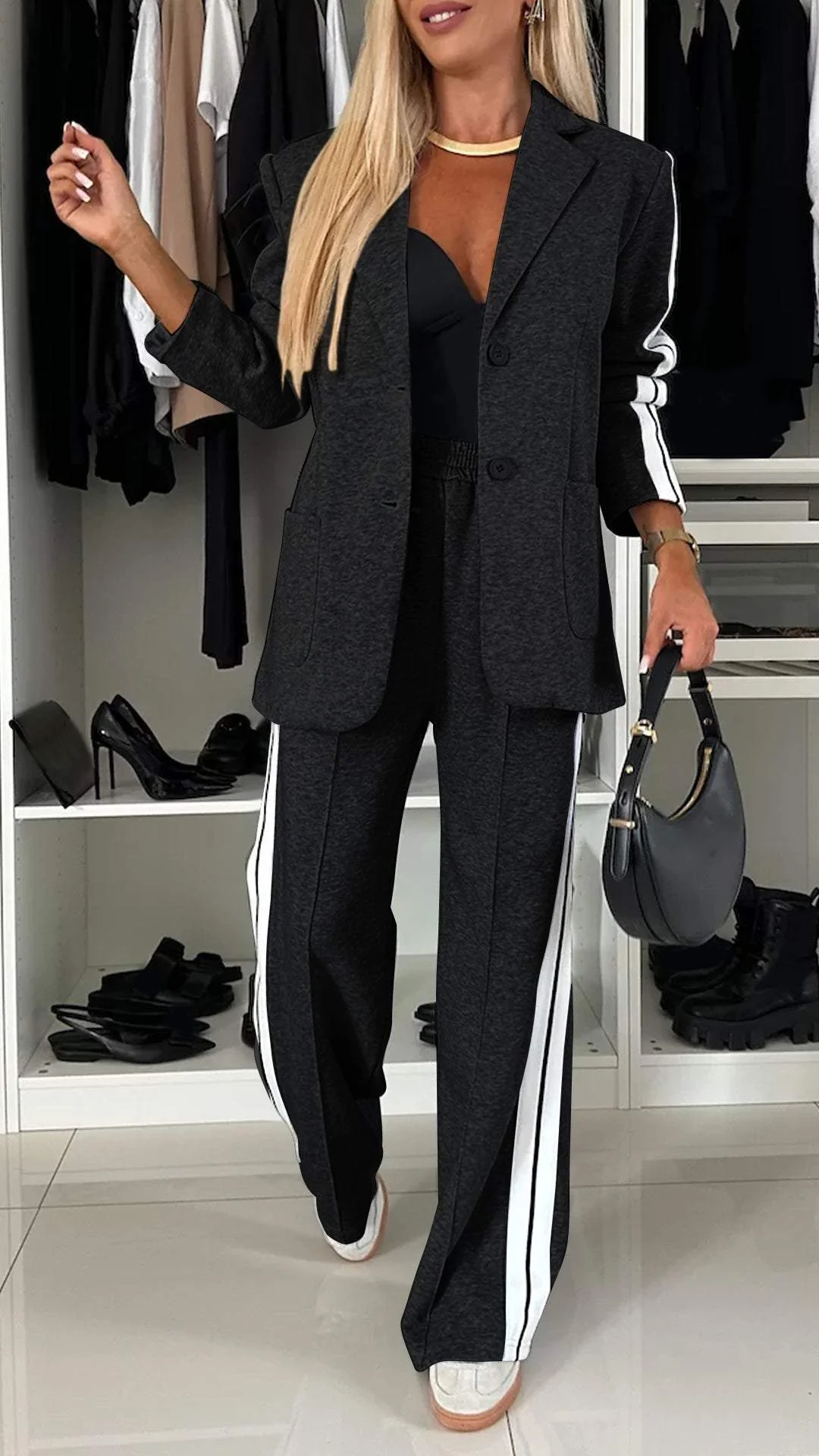 Daphne - Set de pantaloni și blazer cu dungi de lux pentru damă