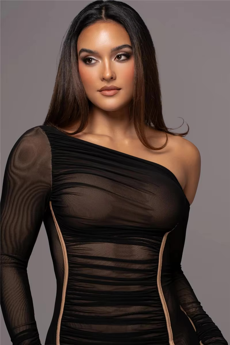 Arbella - Women's Dress with Ruching and One-Shoulder Neckline - photo 11