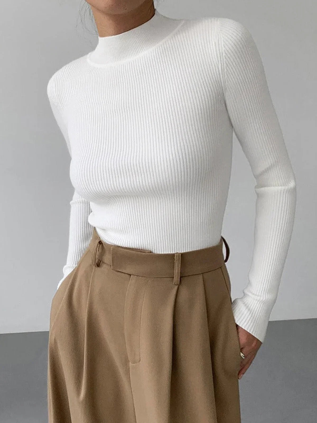 Arbella - Women's Ribbed Jumper with Roll Neck - photo 2