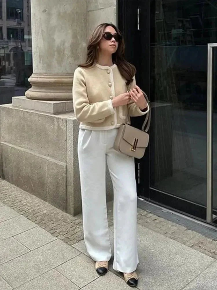 Brittany - Women's Knitted Jacket with Button Front - photo 4