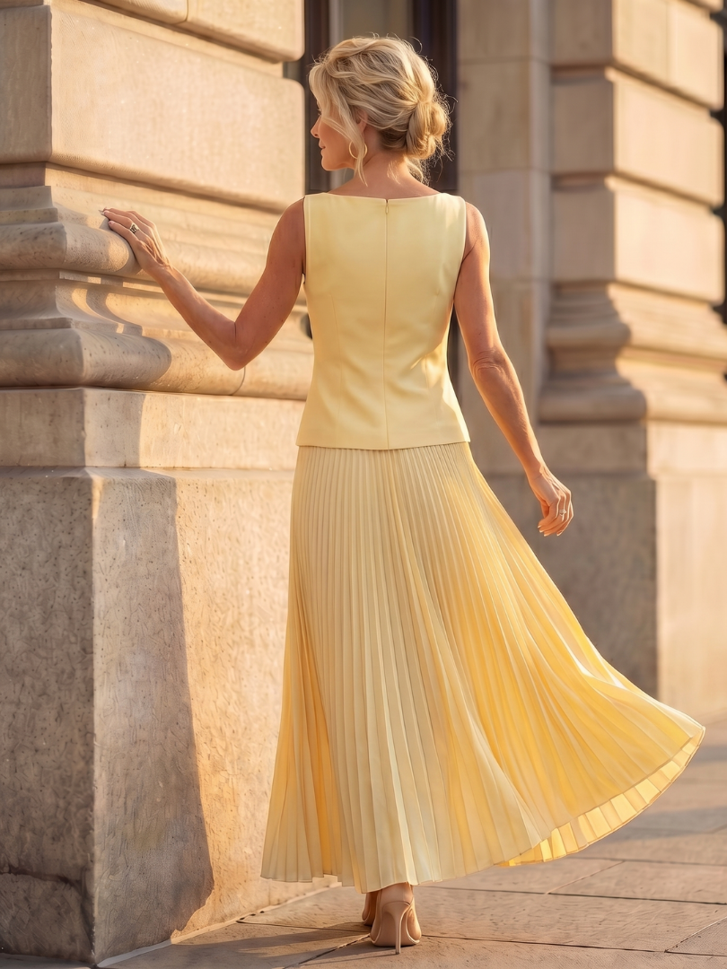 Calista - Women's Two-Piece Set with Pleats and Sleeveless Cut - photo 7