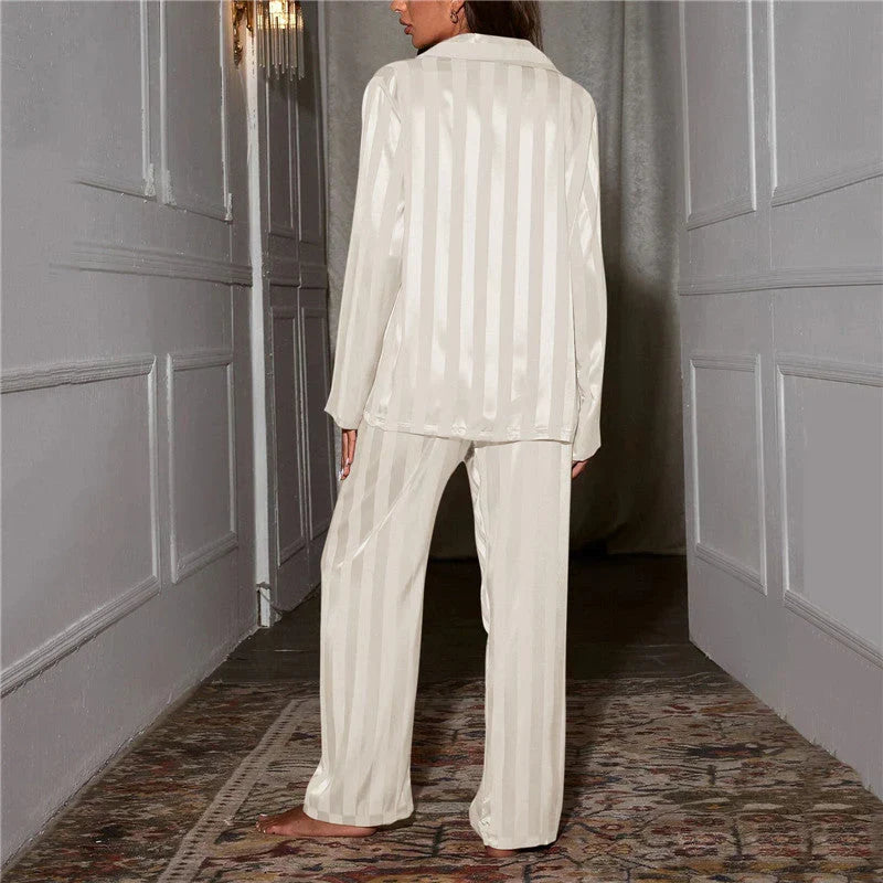 Carlene - Women's Striped Pyjama Set - photo 14