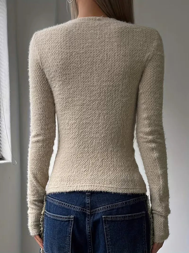Celia - Women's Knitted Jumper with Long Sleeves - photo 3