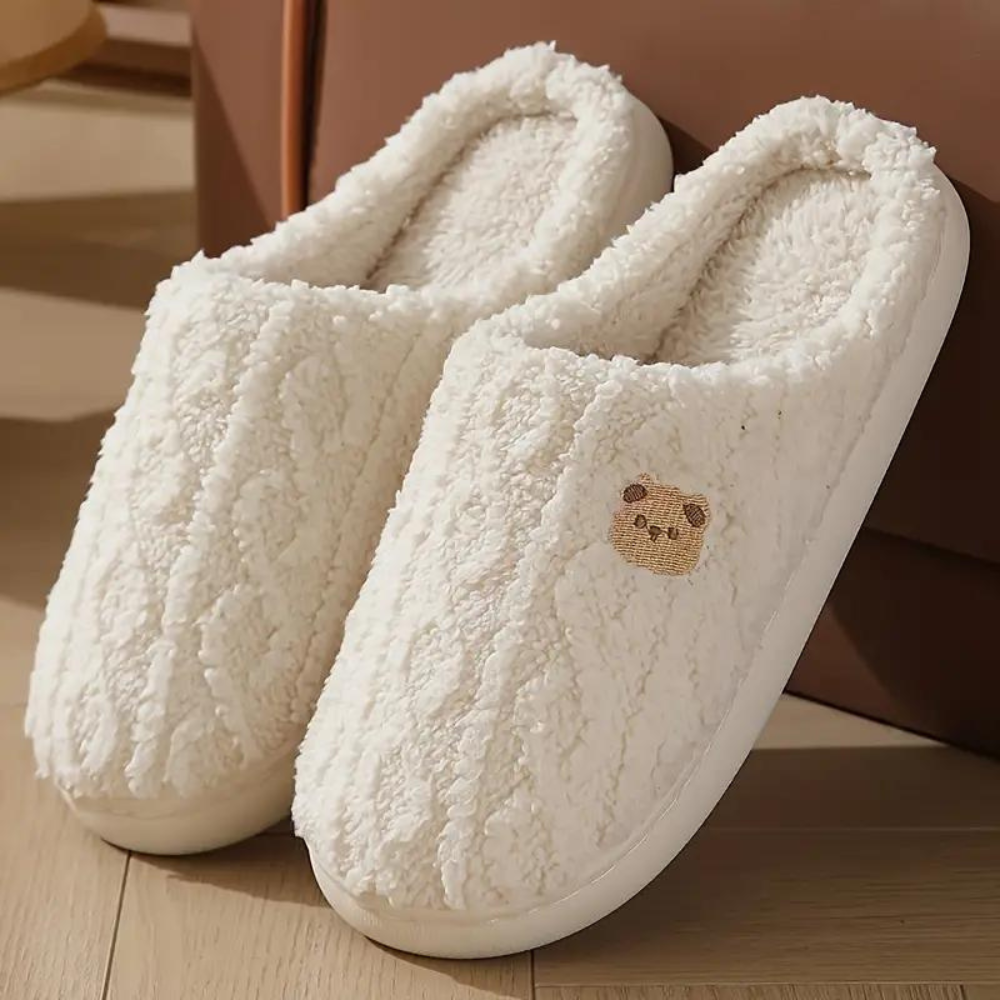 Cerys - Women's Slippers with a Padded Finish - photo 1