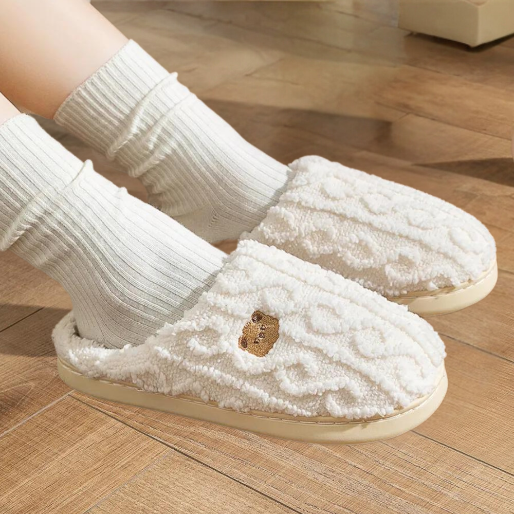 Cerys - Women's Slippers with a Padded Finish - photo 3