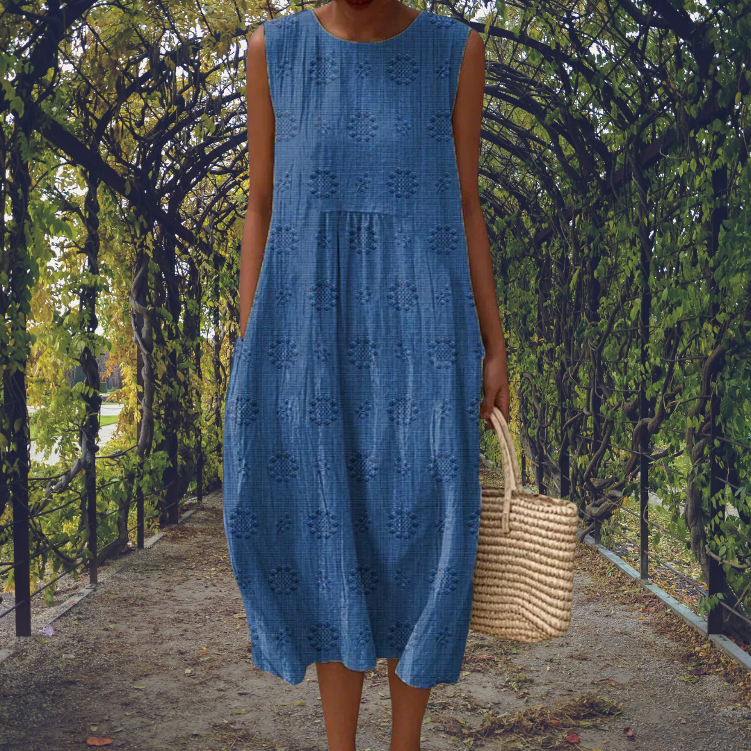 Colette - Women's Sleeveless Midi Dress in a Relaxed Fit - photo 2