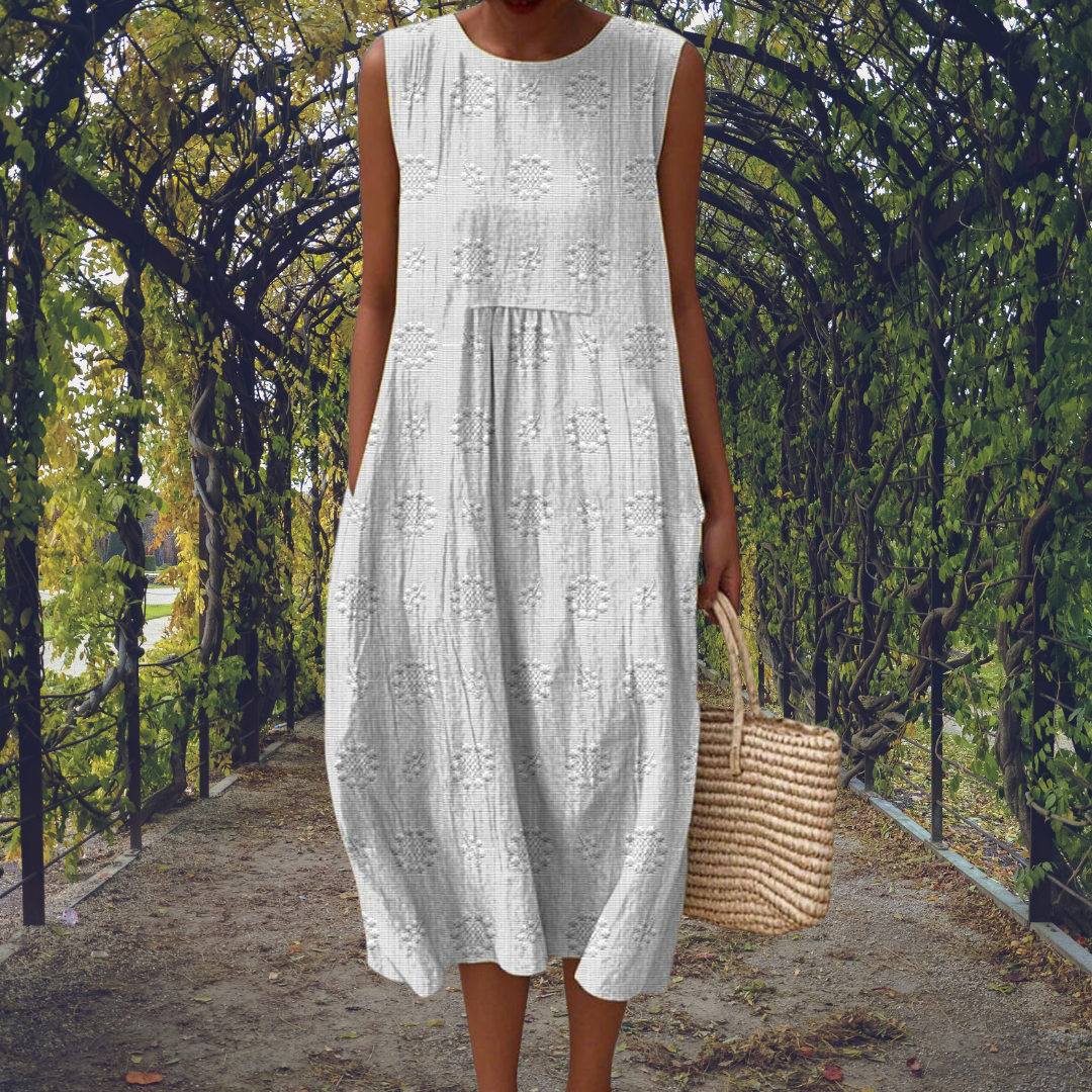 Colette - Women's Sleeveless Midi Dress in a Relaxed Fit - photo 4