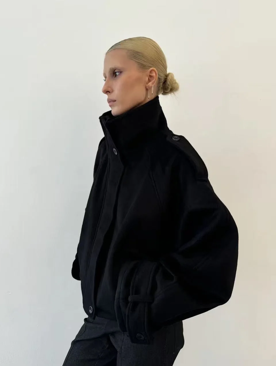Etheline - Women's Relaxed Jacket with Button Front - photo 8