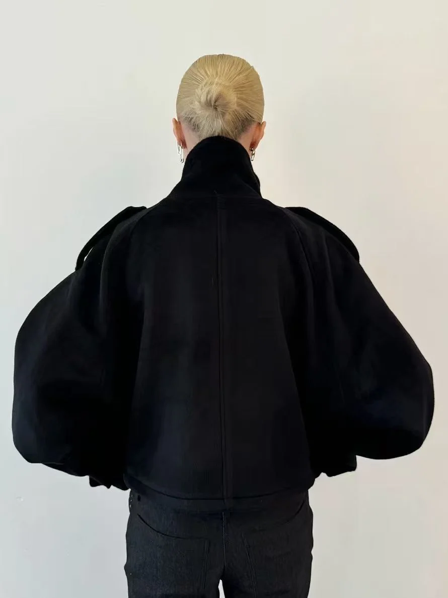 Etheline - Women's Relaxed Jacket with Button Front - photo 9