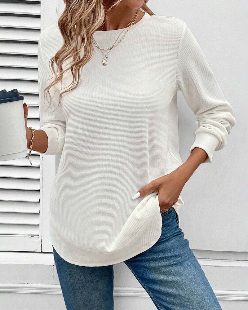 Fannie - Women's Long Sleeve Top with Curved Hem - photo 4