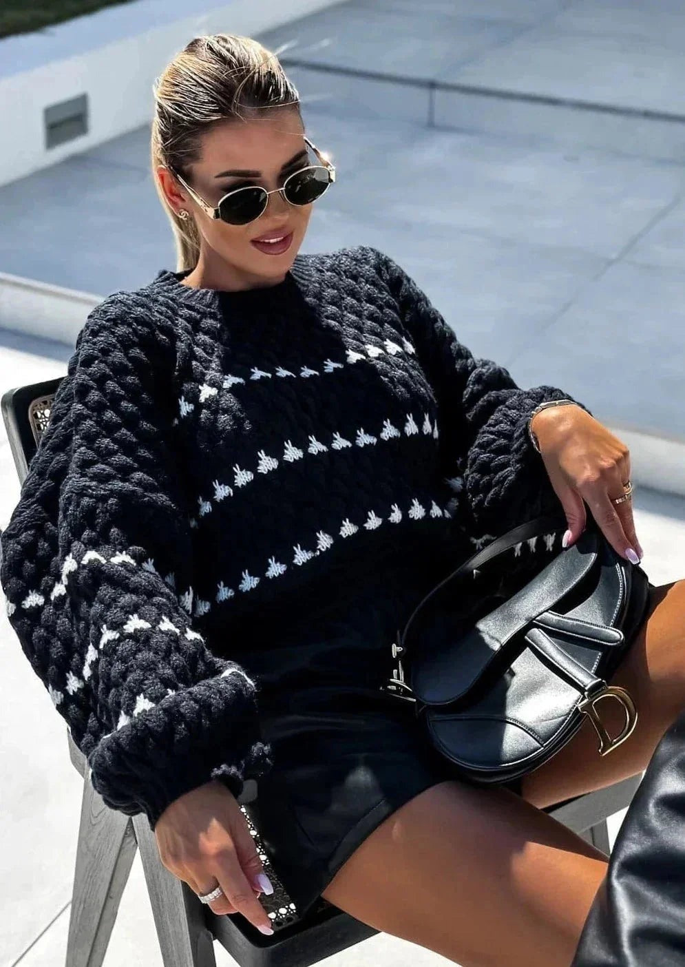 Gertrude - Women's Jumper with a Knitted Finish and a Wrap Front - photo 8