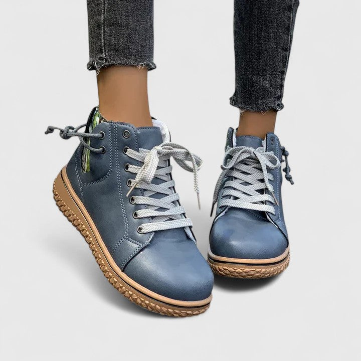 Gwyneth - Women's Lace Up Flatform Ankle Boots - photo 1