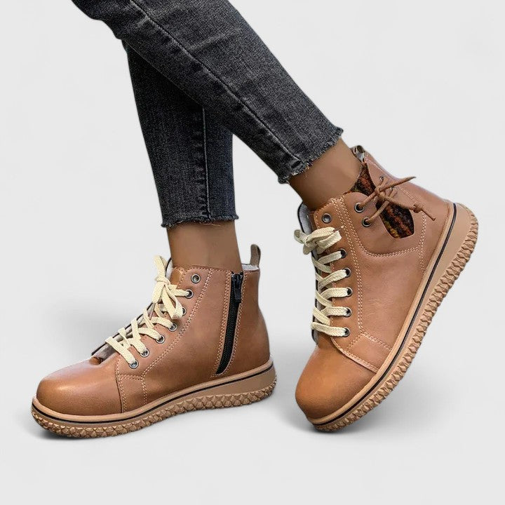 Gwyneth - Women's Lace Up Flatform Ankle Boots - photo 2