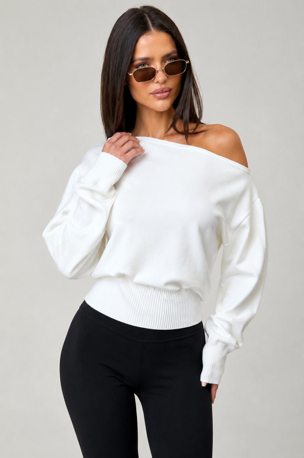 Women's Cropped Knitted Jumper - White