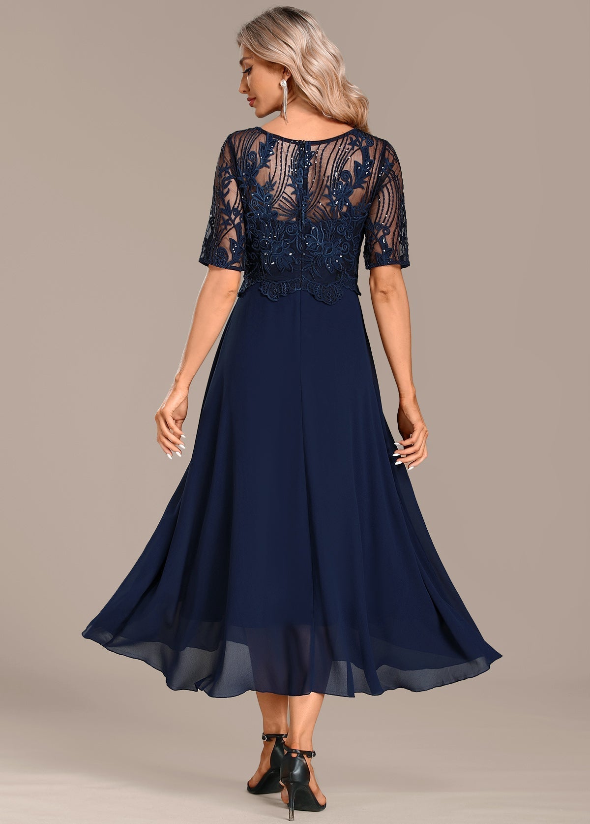 Idonea - Women's Fitted Midi Dress with Lace Trim and Tiers - photo 3