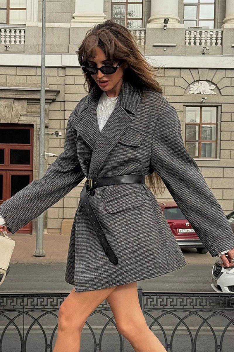 Jamie - Women's Relaxed Coat with Button Front and Collar - photo 4