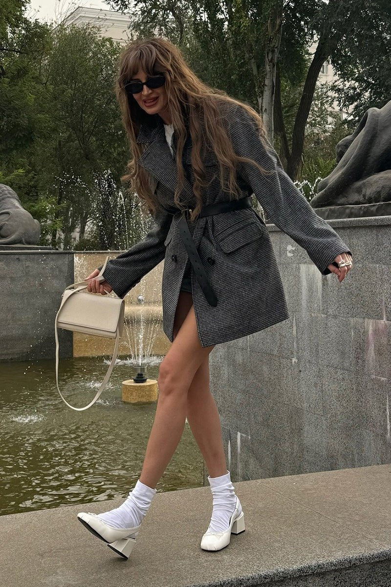 Jamie - Women's Relaxed Coat with Button Front and Collar - photo 6