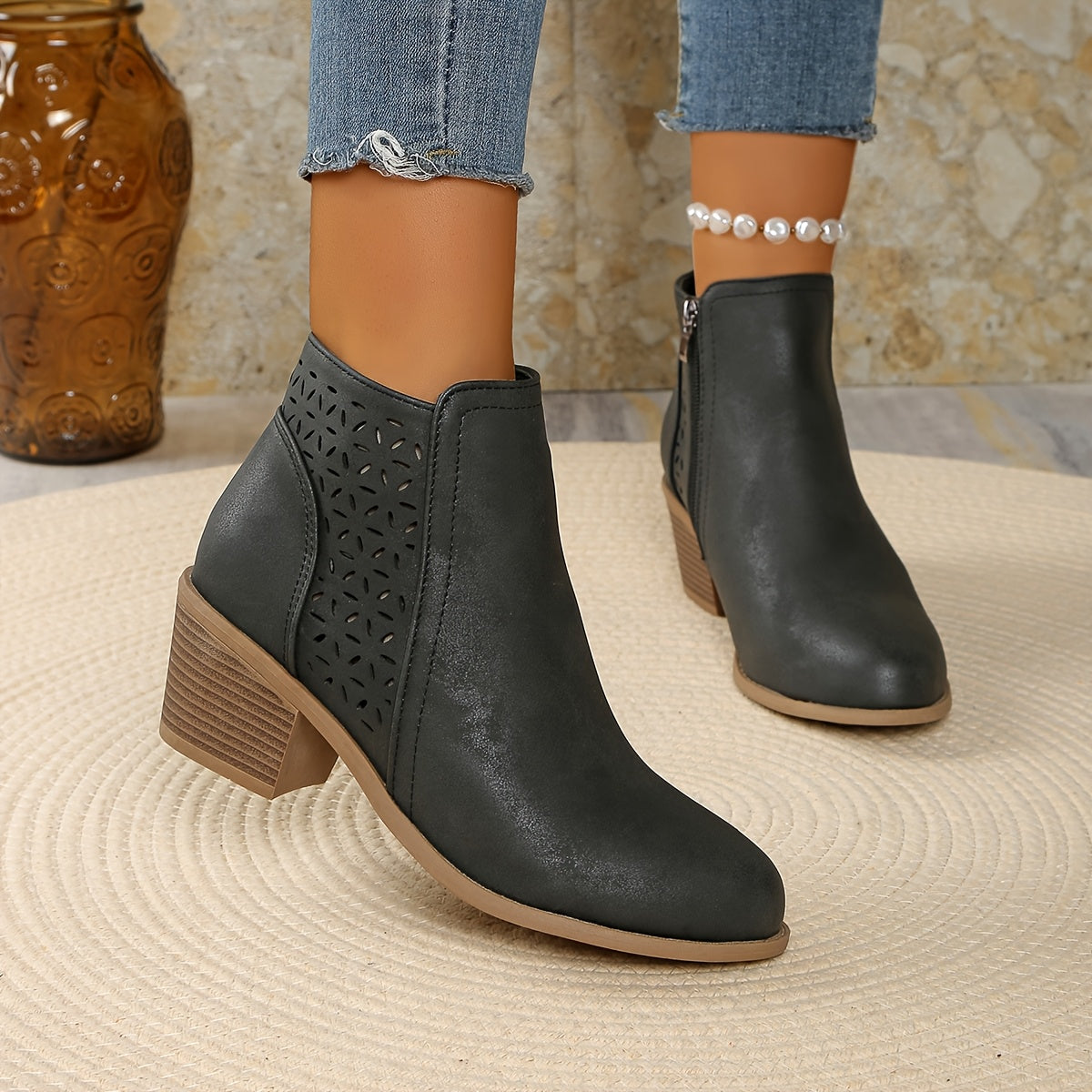 Lana - Women's Ankle Boots with Zip Front - photo 10