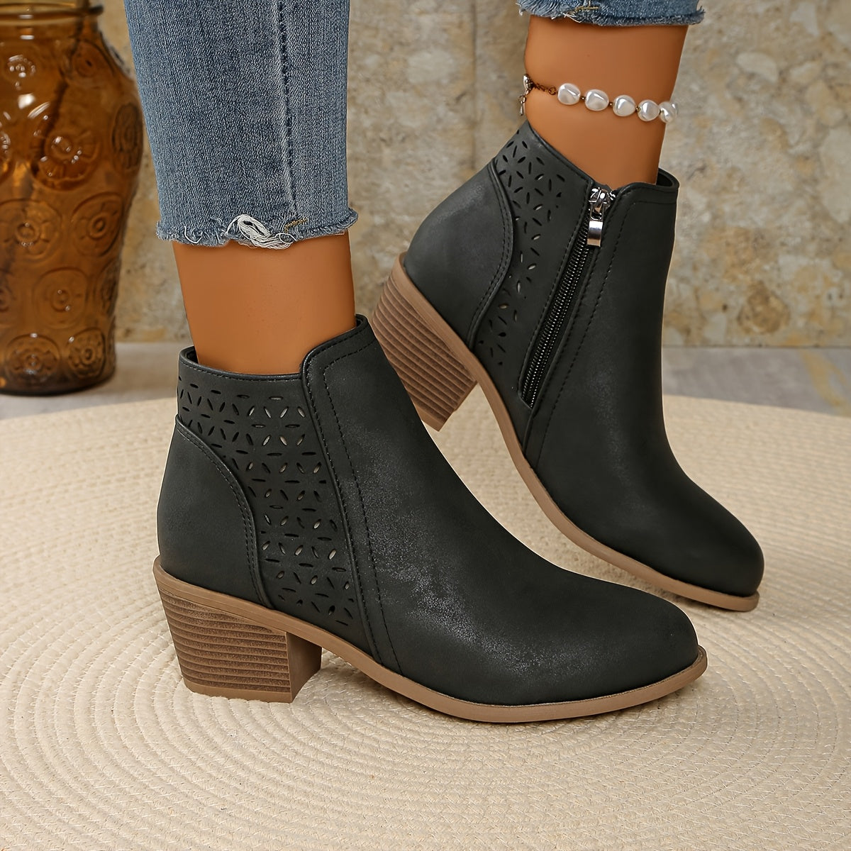 Lana - Women's Ankle Boots with Zip Front - photo 5