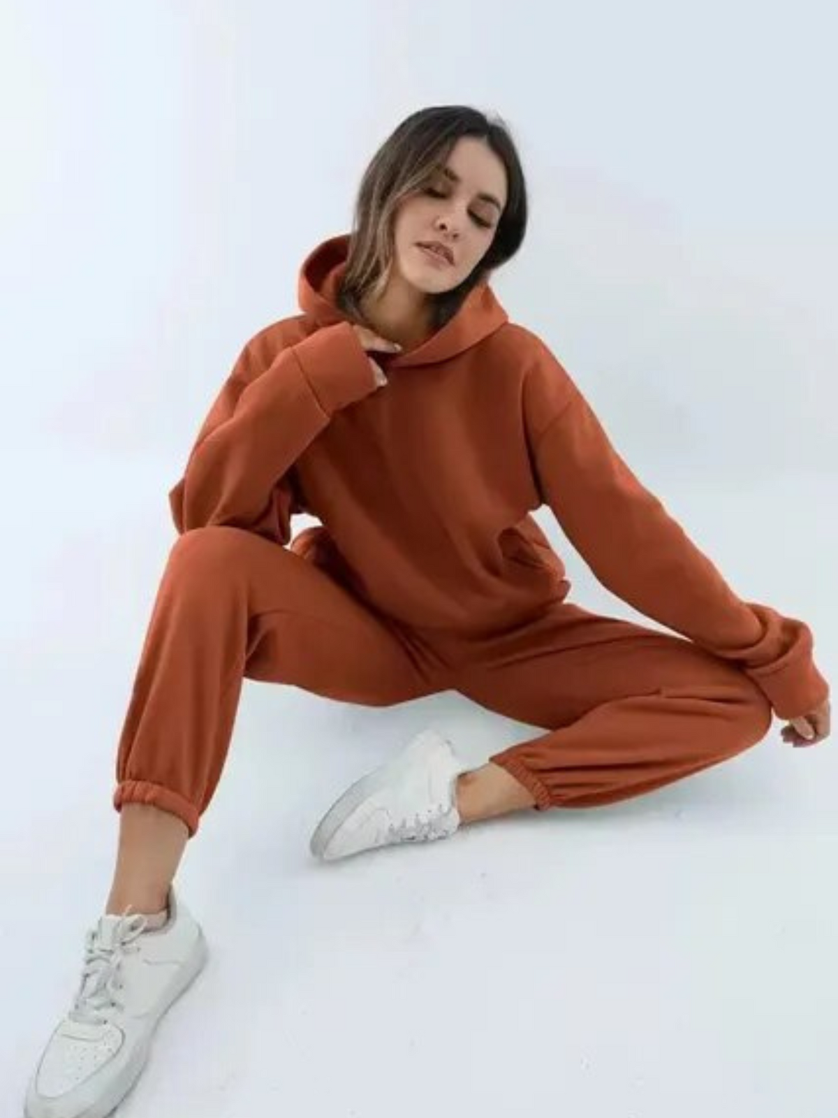 Malin - Women's Cropped Lounge Set with an Elasticated Waist – view 7
