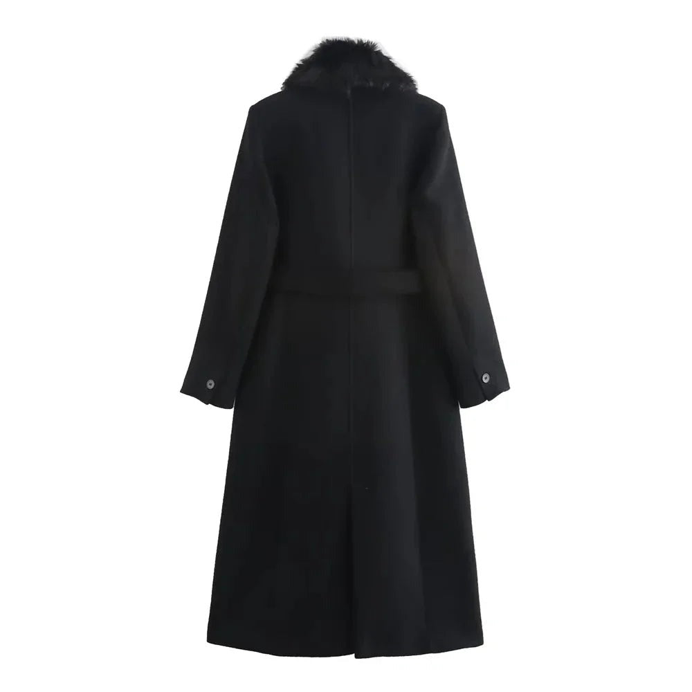 Yara - Women's coat with faux fur collar and belt - photo 4
