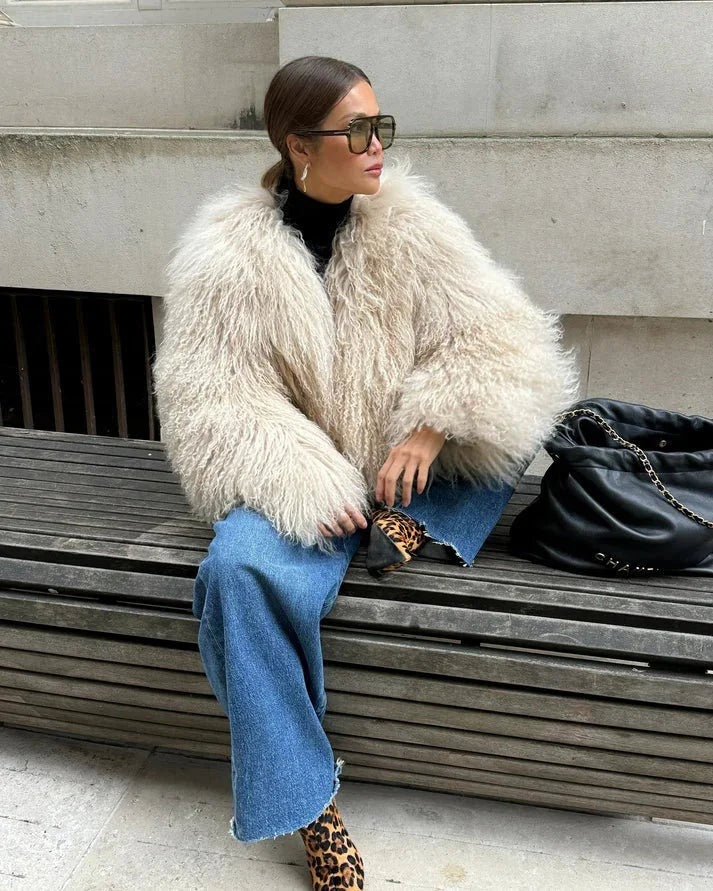 Matilda - Women's Faux Fur Coat with Long Sleeves
