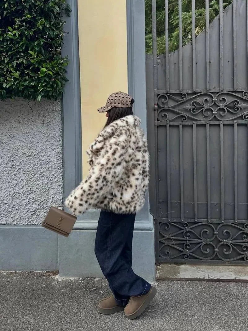 Elba - Women's Faux Fur Coat with Animal Print