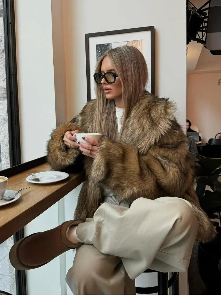 Gloria - Women's brown faux fur coat with long sleeves - photo 5