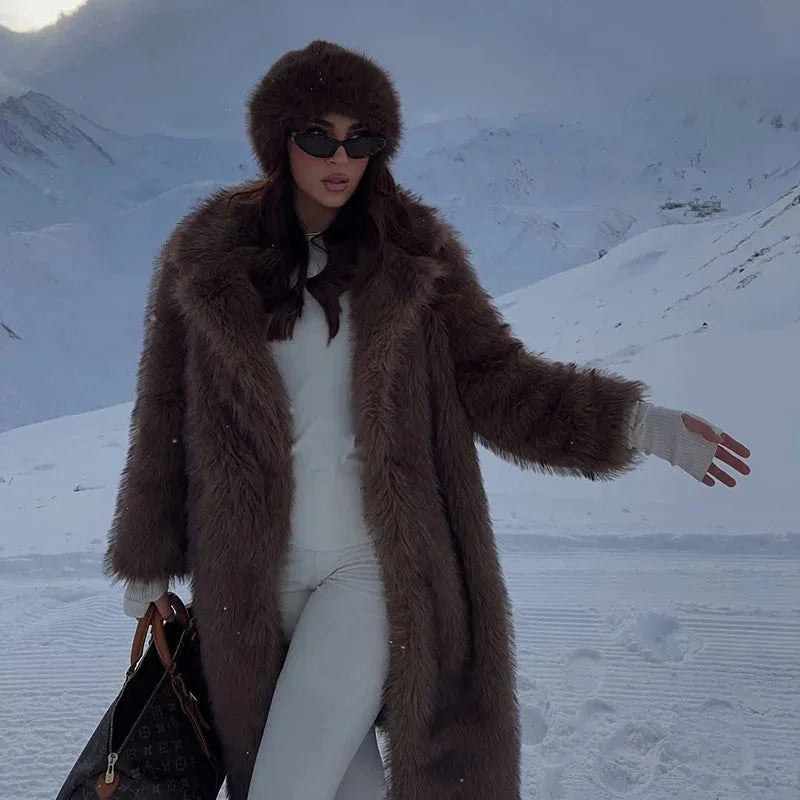 Keira - Women's long faux fur coat for winter - photo 6