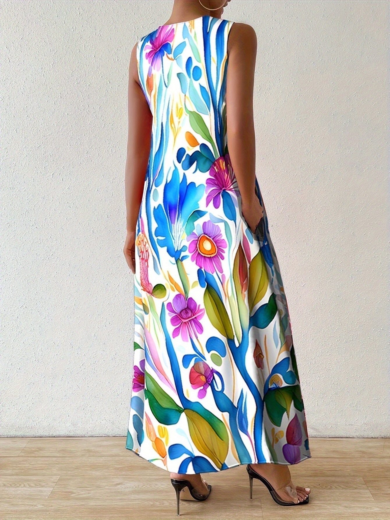 Maxi Dress – Vibrant Blooming Print
