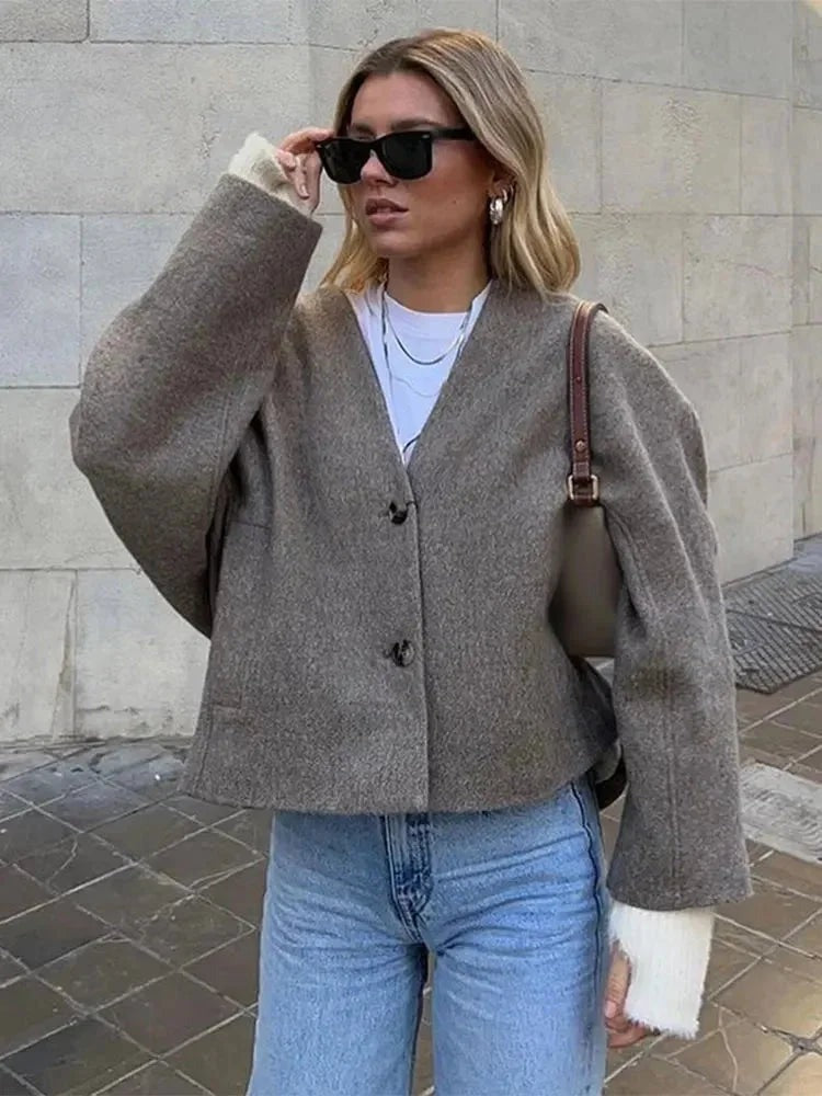 Nessa - Women's Knitted Cardigan with Button Front - photo 1