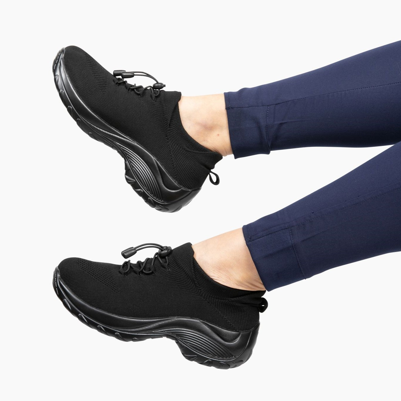 Scarpe ortopediche da passeggio da donna con vestibilità elasticizzata e supporto ammortizzato